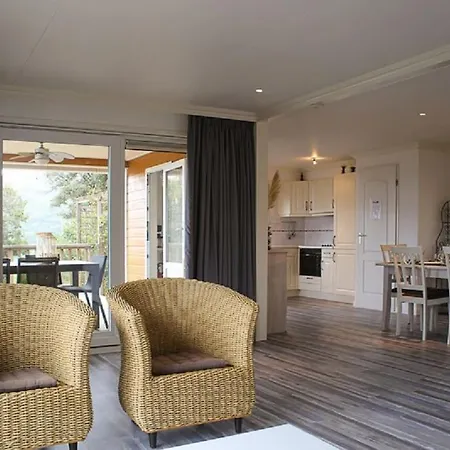 Vista Mare 11 Favone Feriehus *